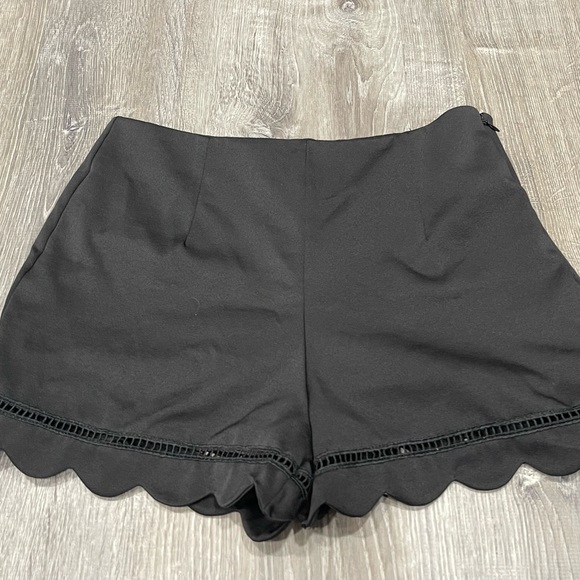 HYFVE Drawstring Frayed Shorts